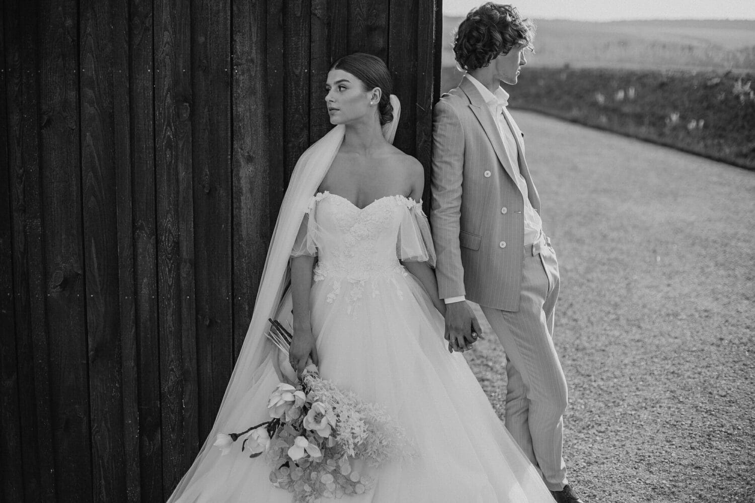 young-wedding-couple-their-wedding (4)